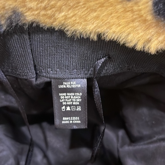 Faux Fur Bucket Hat - Picture 3 of 5